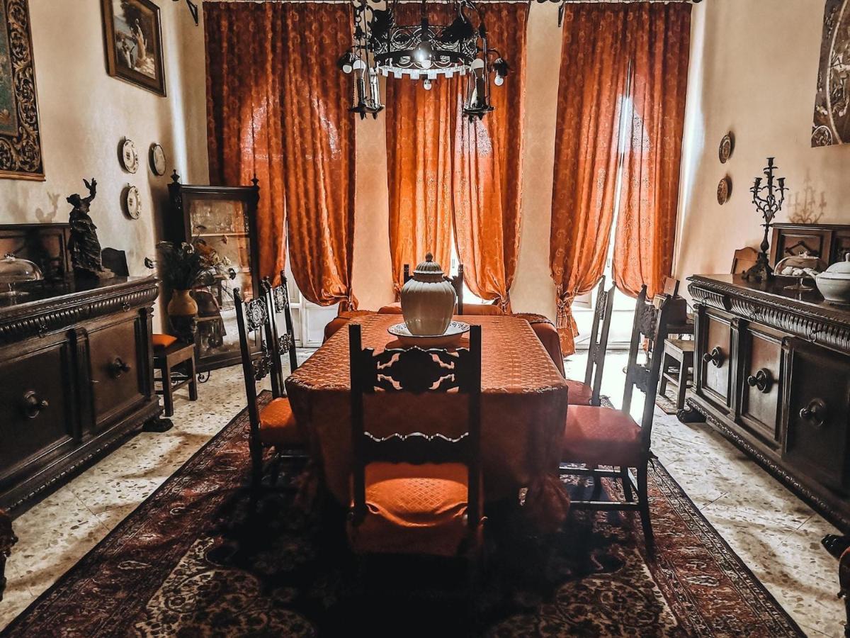 Palazzo Capece Apartment Caivano Bagian luar foto