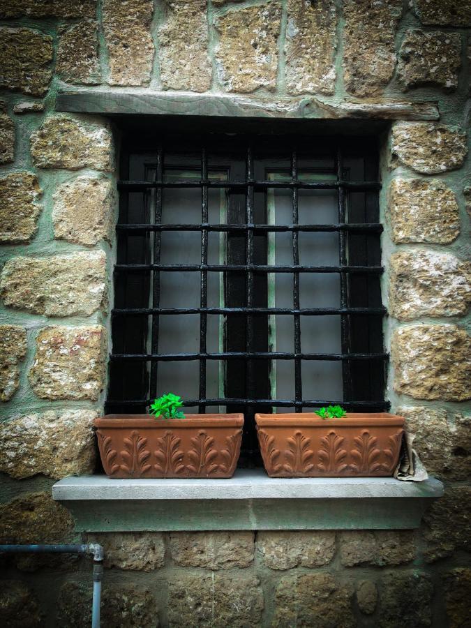 Palazzo Capece Apartment Caivano Bagian luar foto