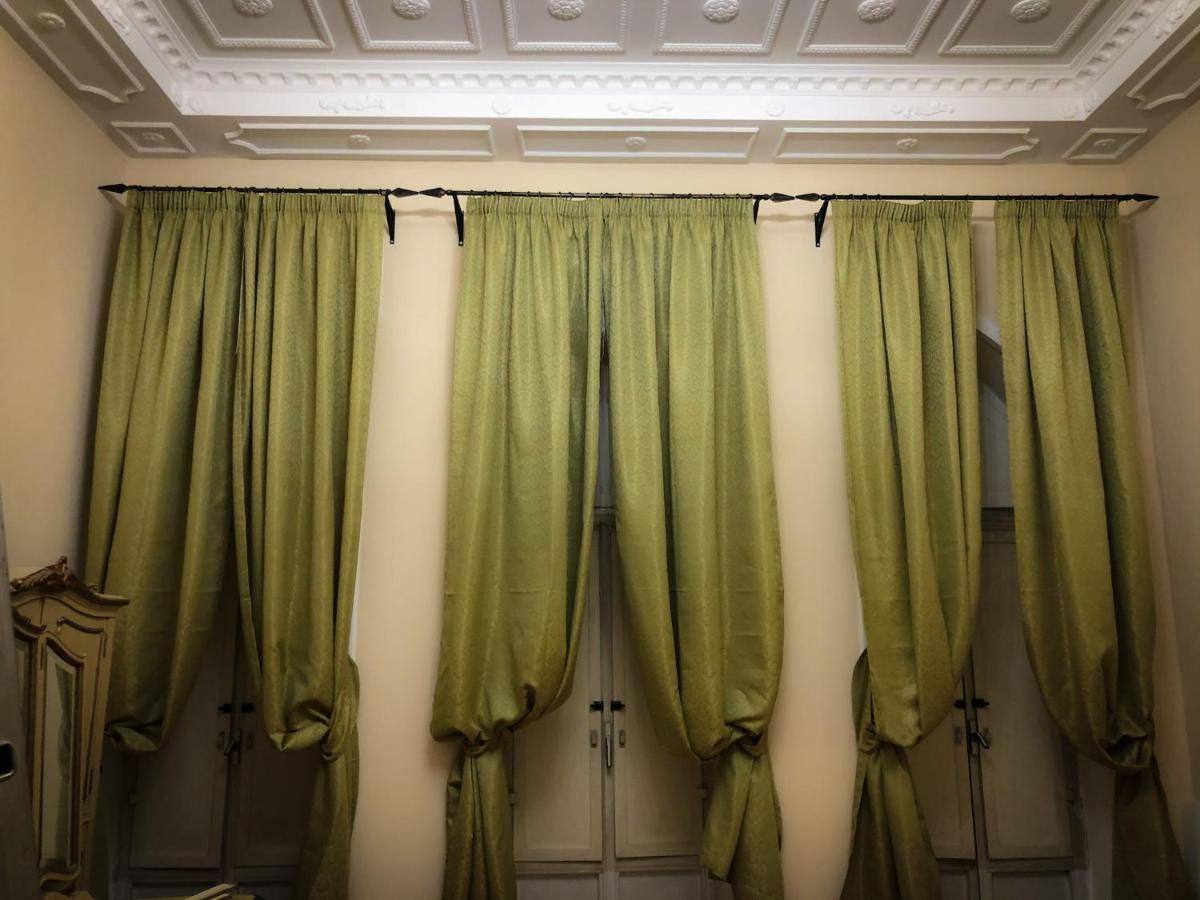 Palazzo Capece Apartment Caivano Bagian luar foto