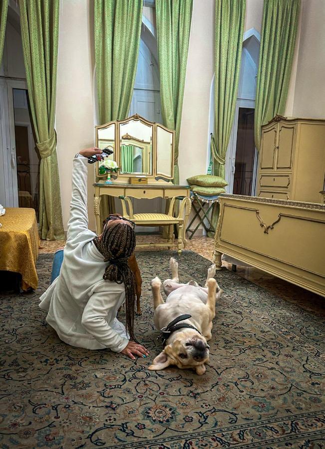 Palazzo Capece Apartment Caivano Bagian luar foto
